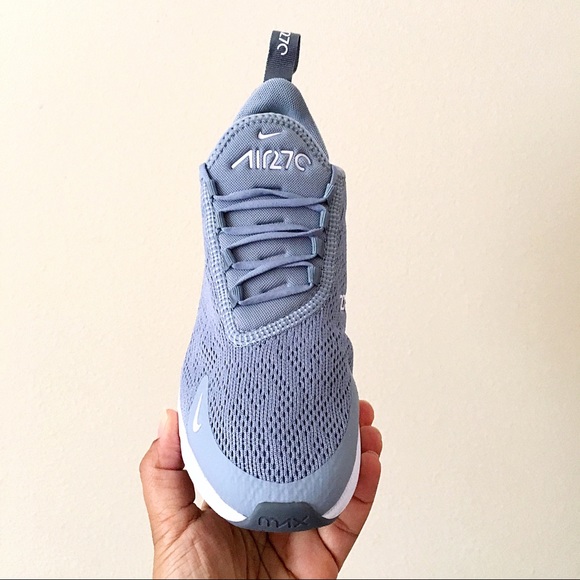 Women’s Nike Air Max 270 - Picture 4 of 7